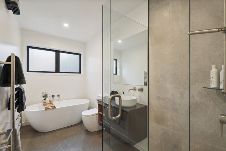 Photo of property in 10a Old Racecourse Road, Albert Town, Wanaka, 9305