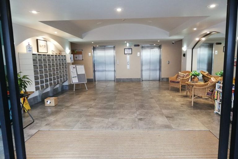 Photo of property in Mclean Towers, 1i/3 Shakespeare Road, Napier South, Napier, 4110