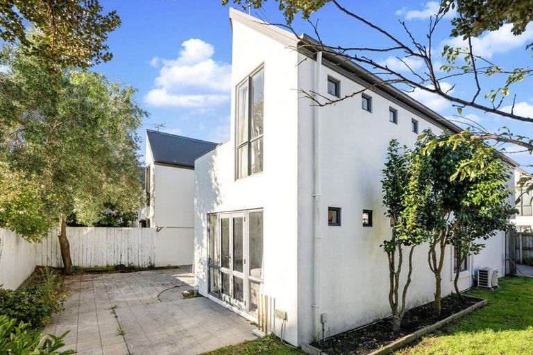 Photo of property in 5/15 Ayr Street, Riccarton, Christchurch, 8011