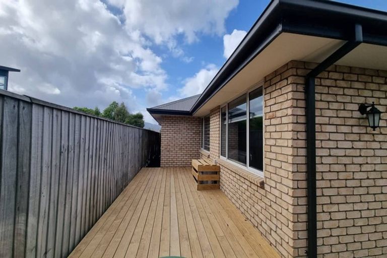 Photo of property in 4 Annies Lane, Aidanfield, Christchurch, 8025