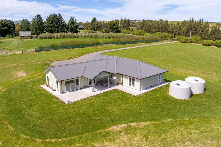 Photo of property in 69 Southdown Drive, Martinborough, 5781