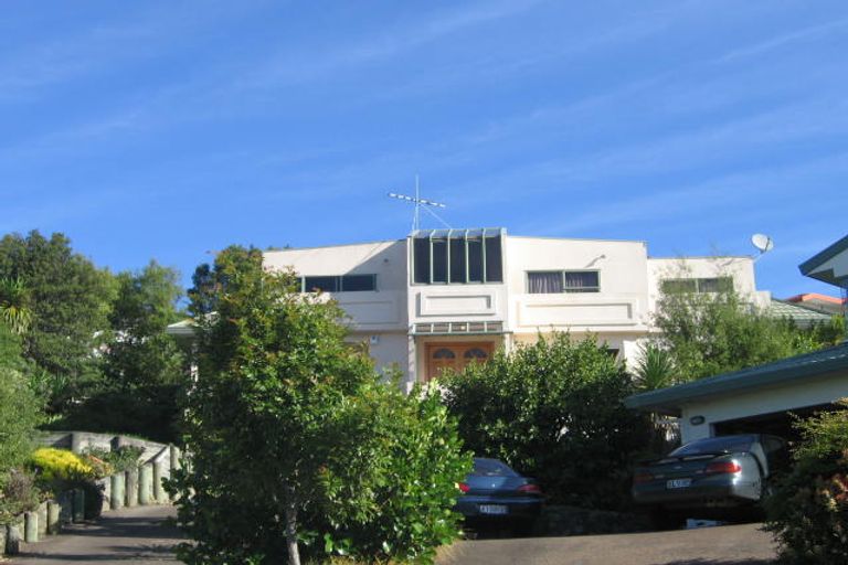 Photo of property in 20 Greenridge Court, Glenfield, Auckland, 0629