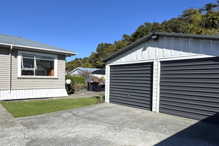 Photo of property in 74 Marlborough Street, Greymouth, 7805