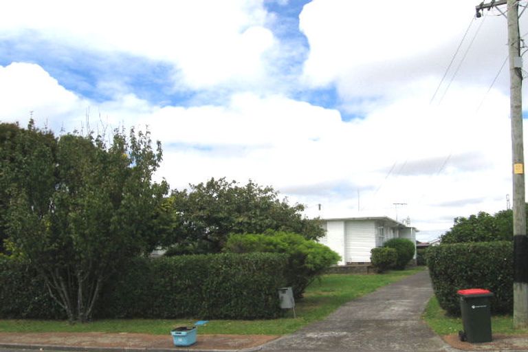 Photo of property in 21 Mccracken Road, Mount Wellington, Auckland, 1060