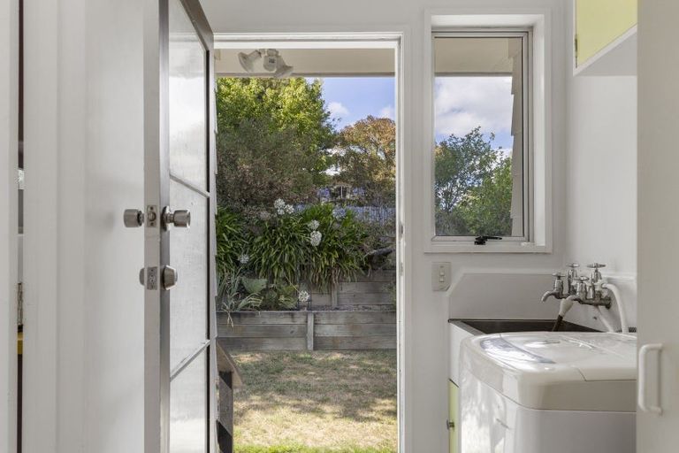 Photo of property in 2/17 Cumberland Street, Tauhara, Taupo, 3330