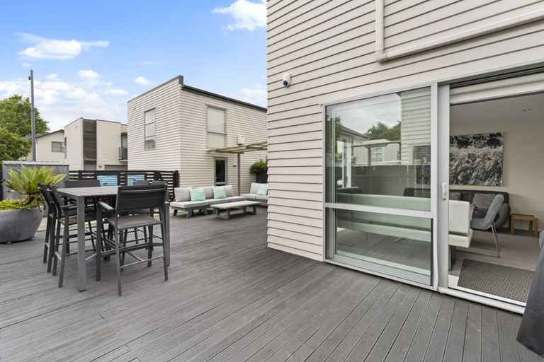 Photo of property in 19 Mcginty Street, Takanini, 2112