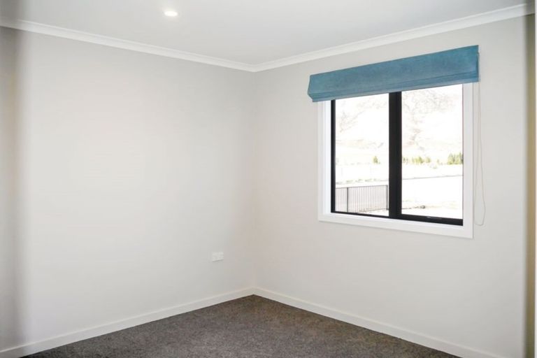 Photo of property in 1 Cirrus Place, Omarama, 9412