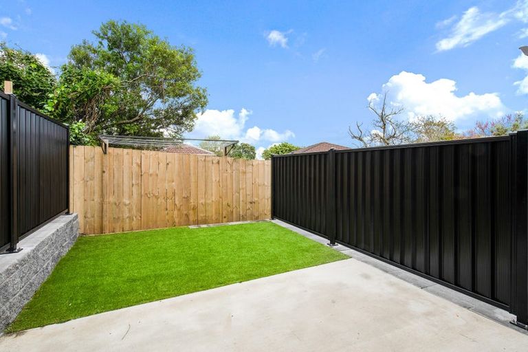 Photo of property in 6/28 Matapouri Road, Mangere Bridge, Auckland, 2022