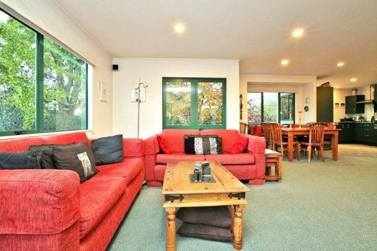 Photo of property in 31 Reynolds Road, Havelock North, 4130