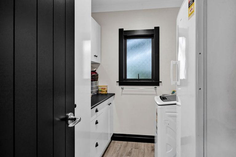 Photo of property in 30b Arthur Street, Hawera, 4674