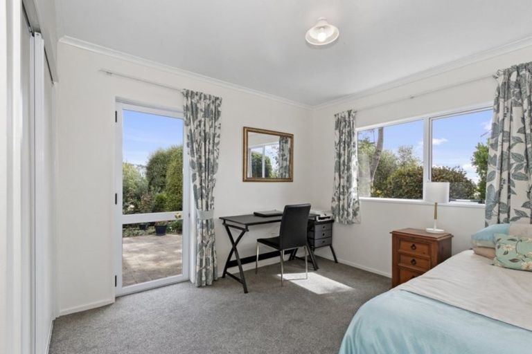 Photo of property in 46 Parklands Drive, Huntsbury, Christchurch, 8022