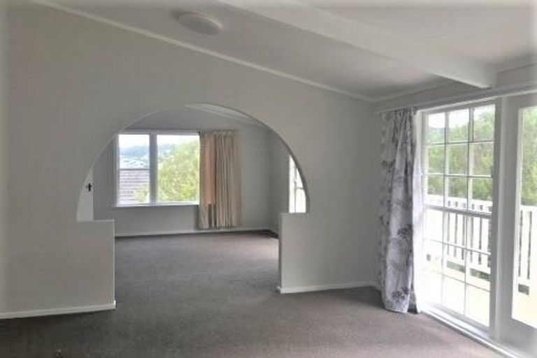 Photo of property in 77a Chamberlain Road, Karori, Wellington, 6012