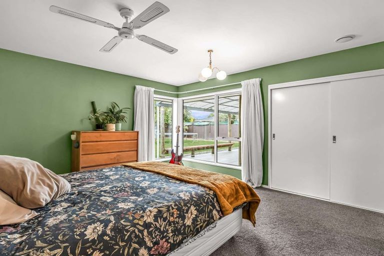 Photo of property in 43 Gladstone Road, Woodend, 7610