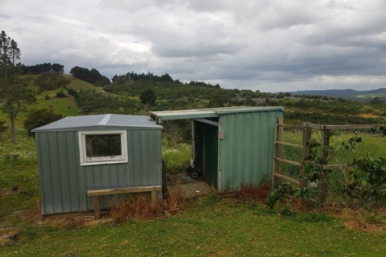 Photo of property in 393 Brooks Road, Waipu, 0582