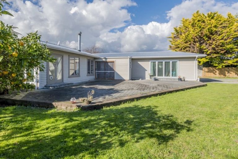 Photo of property in 96 Waerenga Road, Otaki, 5512