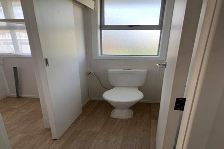 Photo of property in 118 Weymouth Road, Manurewa, Auckland, 2102