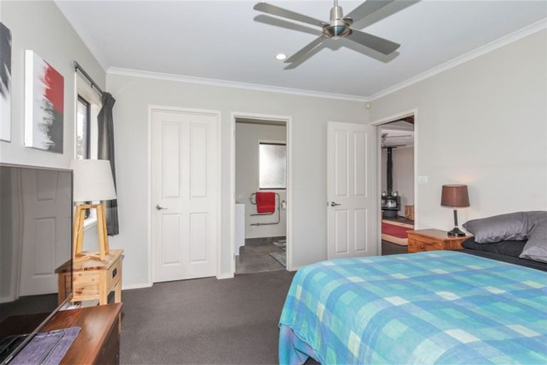 Photo of property in 520 Koheroa Road, Mercer, 2474