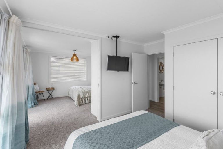 Photo of property in 82 Cliffs Road, Saint Clair, Dunedin, 9012