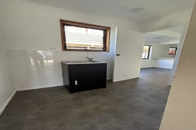 Photo of property in 142 Victoria Avenue, Hokowhitu, Palmerston North, 4410