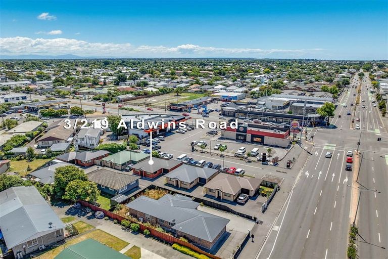 Photo of property in 3/219 Aldwins Road, Phillipstown, Christchurch, 8062