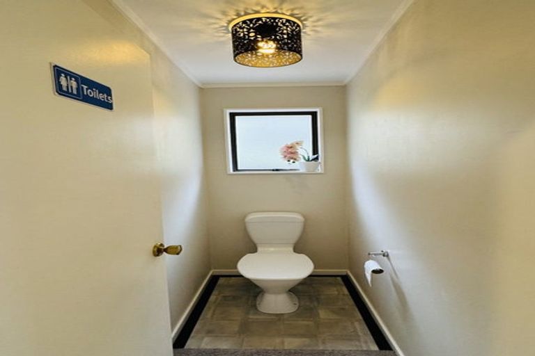 Photo of property in 15 Alleyne Court, Brown Owl, Upper Hutt, 5018