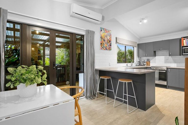 Photo of property in 41 Grey Street, Cambridge, 3434