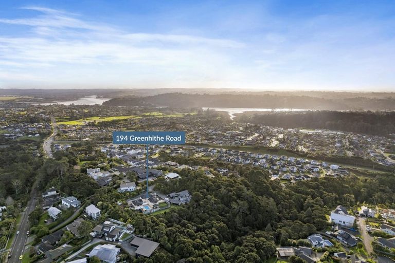 Photo of property in 194 Greenhithe Road, Greenhithe, Auckland, 0632