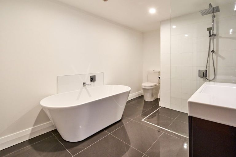 Photo of property in Dominion Apartments, 1/80 Victoria Street, Wellington Central, Wellington, 6011