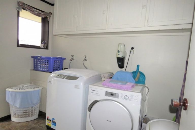 Photo of property in 75 Salisbury Crescent, Oamaru North, Oamaru, 9400