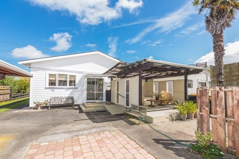 Photo of property in 24 Caffray Avenue, Aramoho, Whanganui, 4500