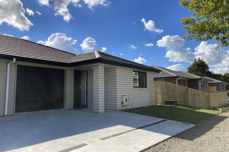 Photo of property in 2/49 Holland Road, Fairfield, Hamilton, 3214