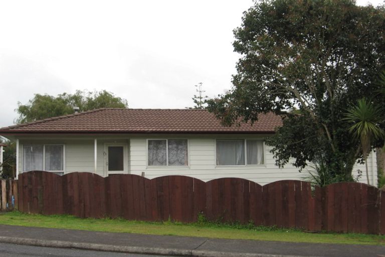 Photo of property in 11 Balmerino Avenue, Red Hill, Papakura, 2110