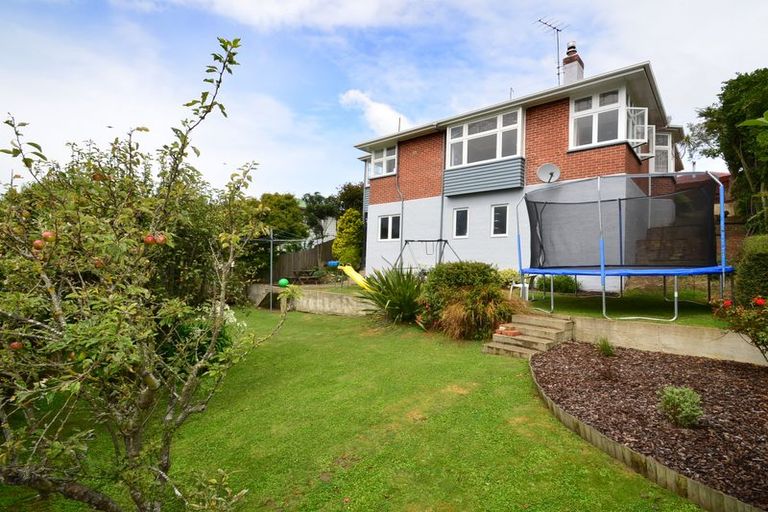 Photo of property in 16 Ryehill Street, Calton Hill, Dunedin, 9012