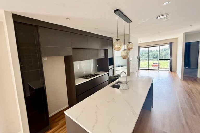 Photo of property in 34 Grand Ridge Avenue, Flat Bush, Auckland, 2019
