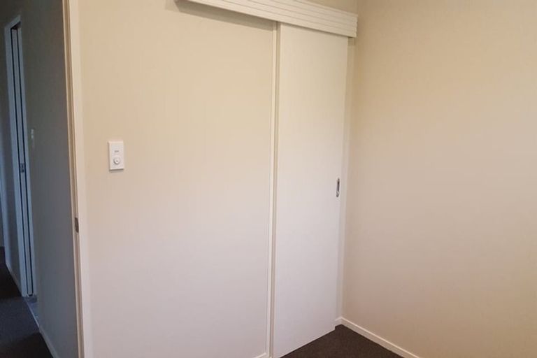 Photo of property in 23 Orinda Close, Botany Downs, Auckland, 2010