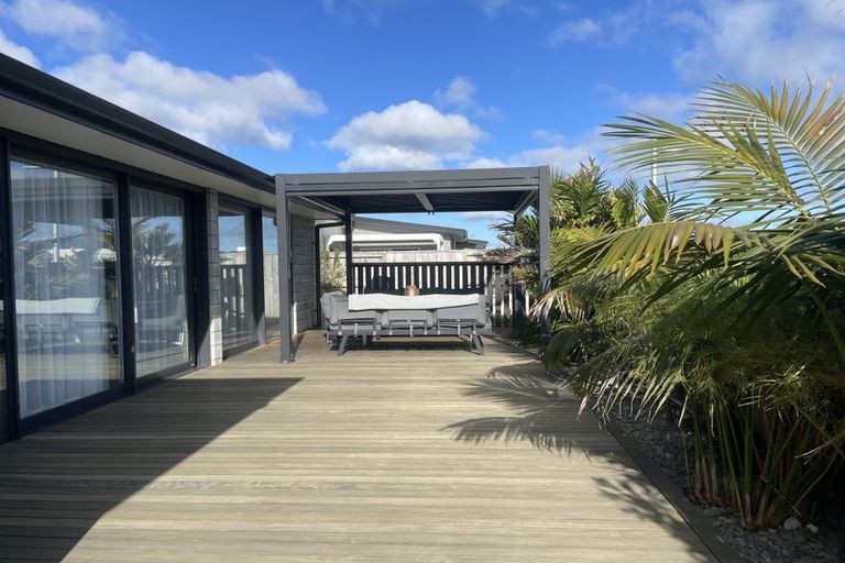 Photo of property in 91 Te Wharo Drive, Papamoa, 3118