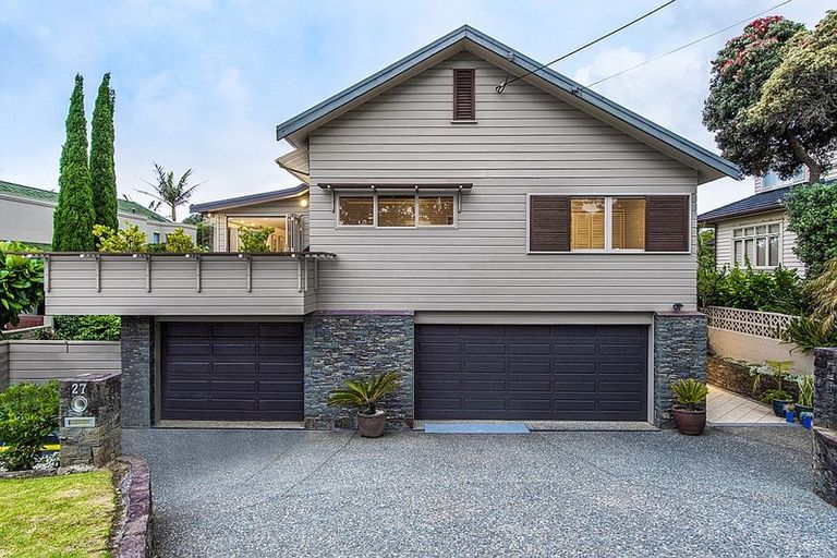 Photo of property in 27 Ocean View Road, Milford, Auckland, 0620