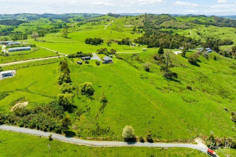 Photo of property in 213a Pahi Road, Pahi, Paparoa, 0571