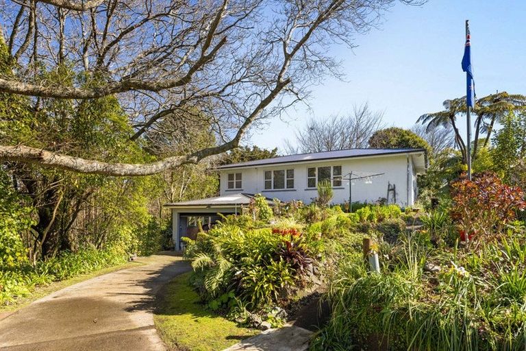 Photo of property in 1 High Road, Hawera, 4610