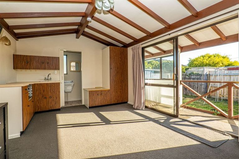 Photo of property in 21 Walcot Street, Bromley, Christchurch, 8062