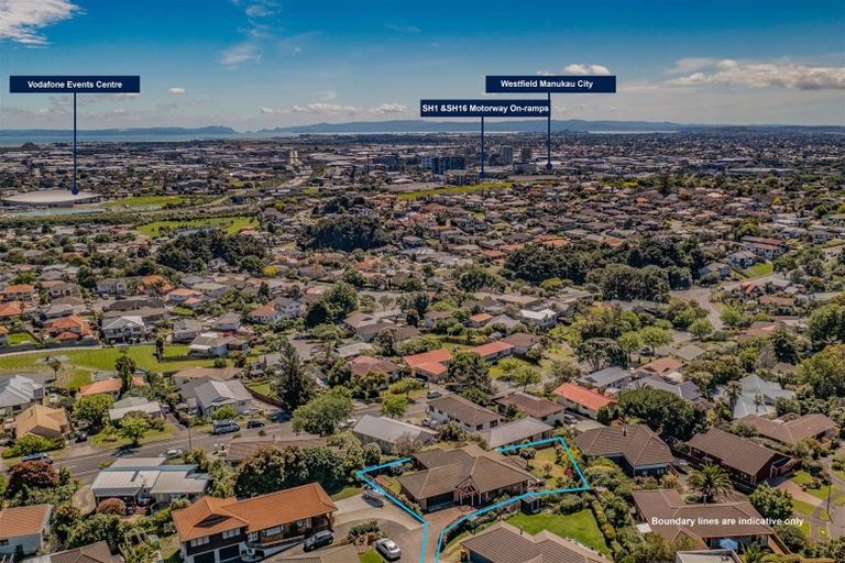 Photo of property in 36 Ewhurst Place, Goodwood Heights, Auckland, 2105
