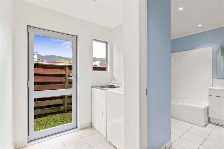 Photo of property in 3b Marshall Street, Karori, Wellington, 6012