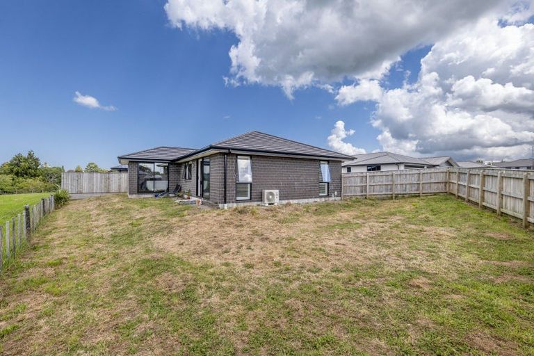 Photo of property in 10 Bianca Crescent, Stratford, 4332