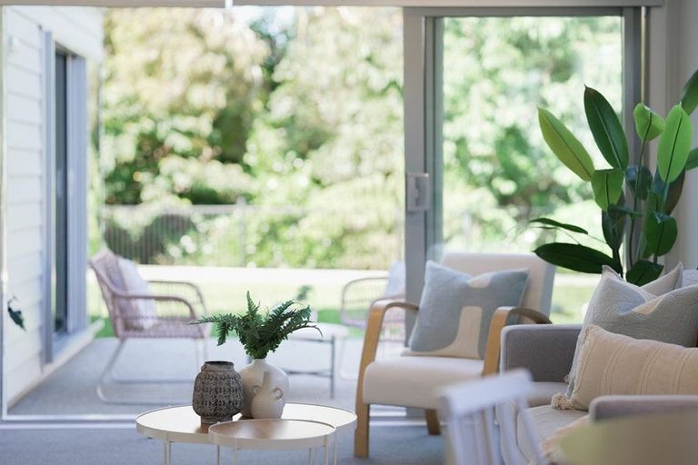 Photo of property in 11 Rotoiti Place, Paraparaumu, 5032