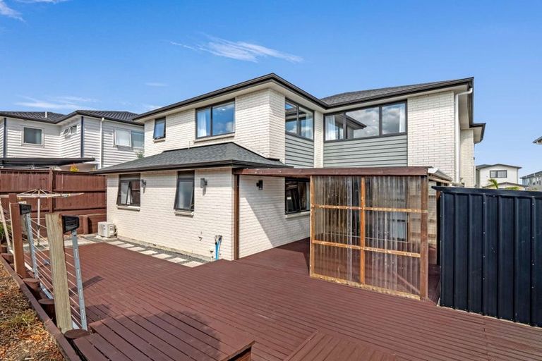 Photo of property in 9 Cooladawson Drive, Flat Bush, Auckland, 2019