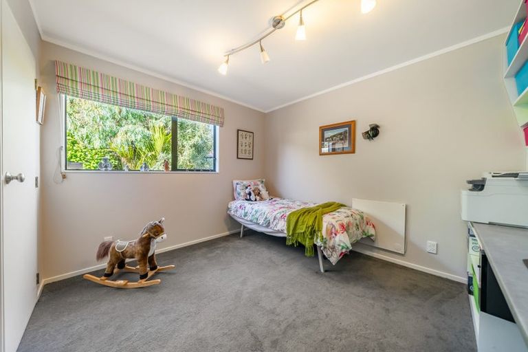 Photo of property in 14 Spinnaker Drive, Whitby, Porirua, 5024