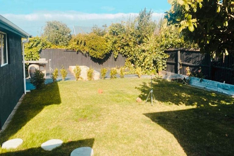 Photo of property in 4 Teesdale Street, Burnside, Christchurch, 8053