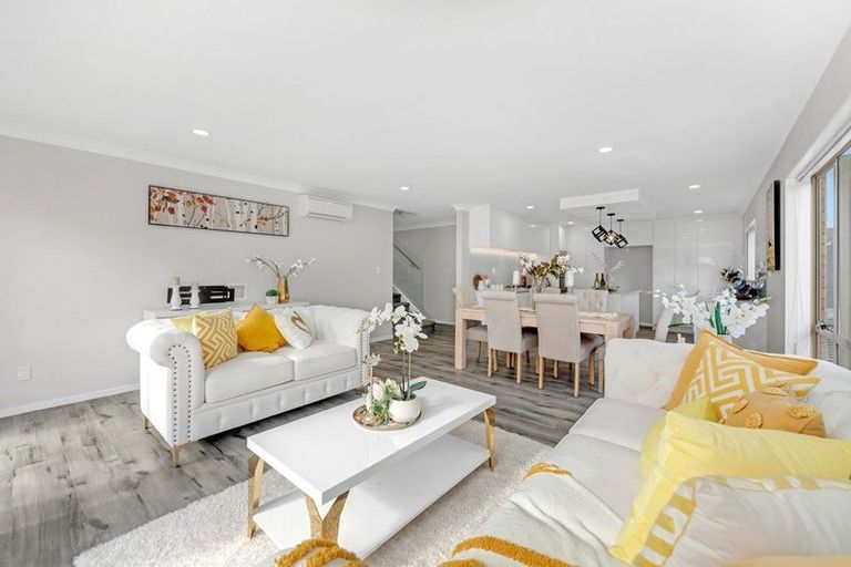 Photo of property in 97 Baverstock Road, Flat Bush, Auckland, 2016