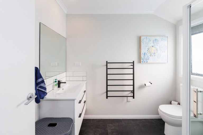 Photo of property in 26 Kimberley Grove, Westbrook, Palmerston North, 4412