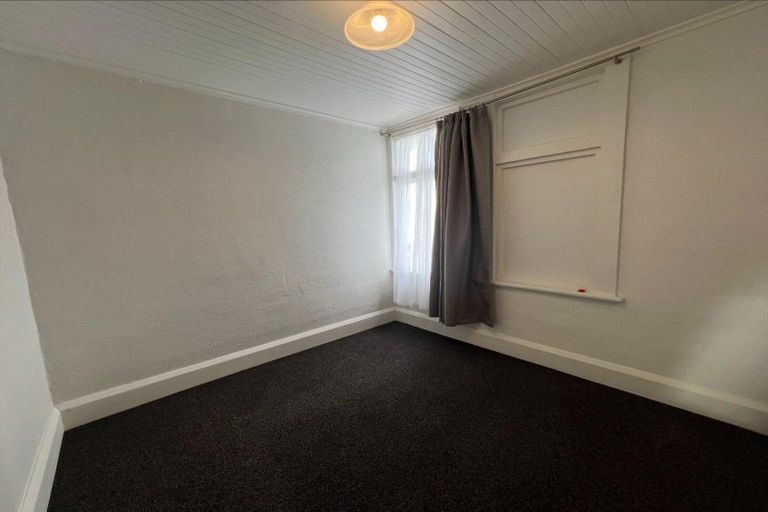 Photo of property in 33 Rangiora Street, Castlecliff, Whanganui, 4501